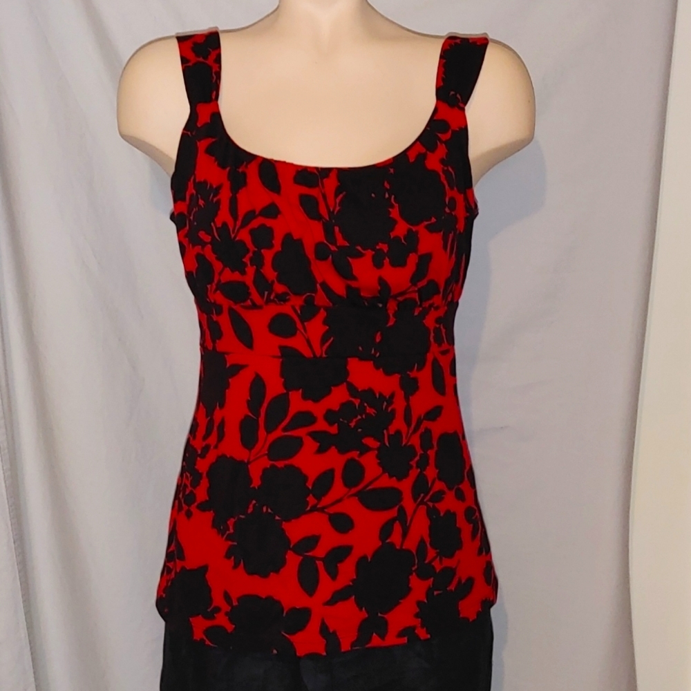 Anne Taylor floral fitted tank top